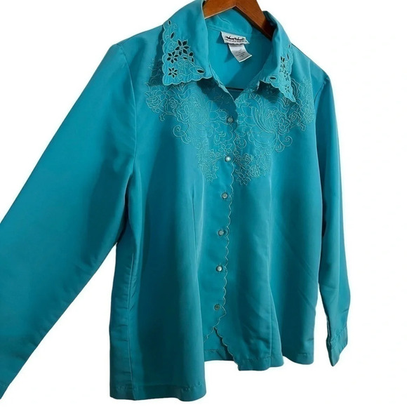 Anthony Richards Blue Button Up 12 Eyelet Cutout Embroidered Flowers Scalloped - Picture 3 of 9